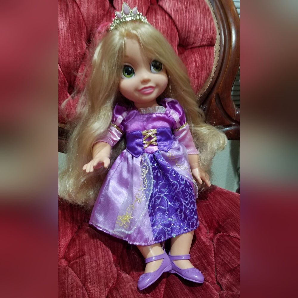 Disney Princess Rapunzel Articulate Doll